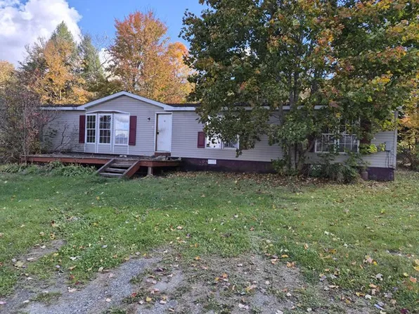 35 Almeron Dr, Morrisville, VT 05661