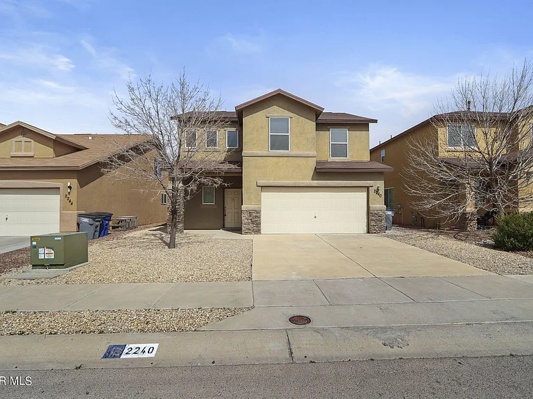 2240 Decamp Point Pl — Photo 2