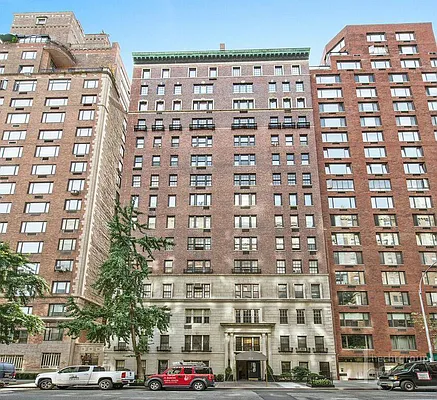 Rented by Hecht Group | media 10