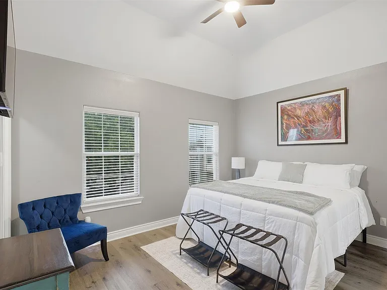 9003 Bayview Cove Dr — Photo 10