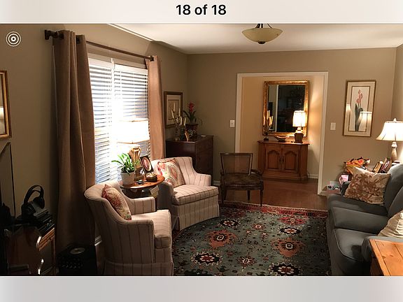 4th image of 349 Riverdale Dr