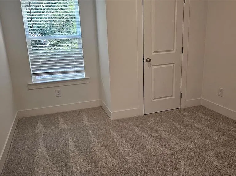 153 Auburn Valley Way — Photo 24
