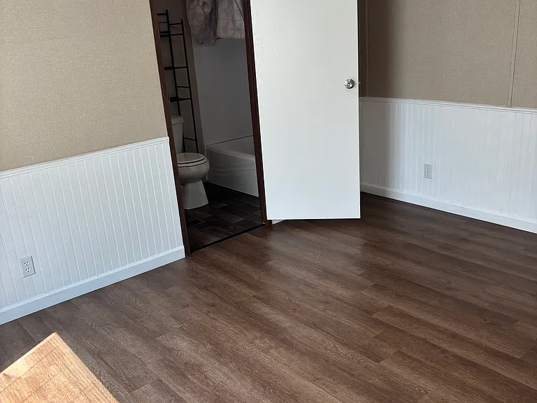 Master bedroom / bath