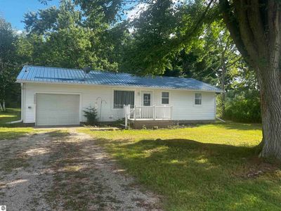 7581 W Airline Rd, Weidman, MI, 48893