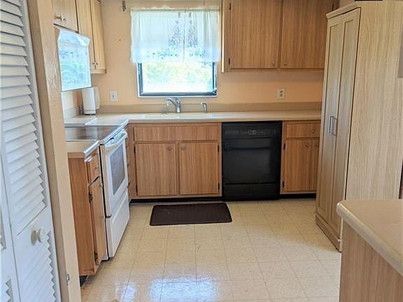 5th image of 13240 White Marsh Ln #127