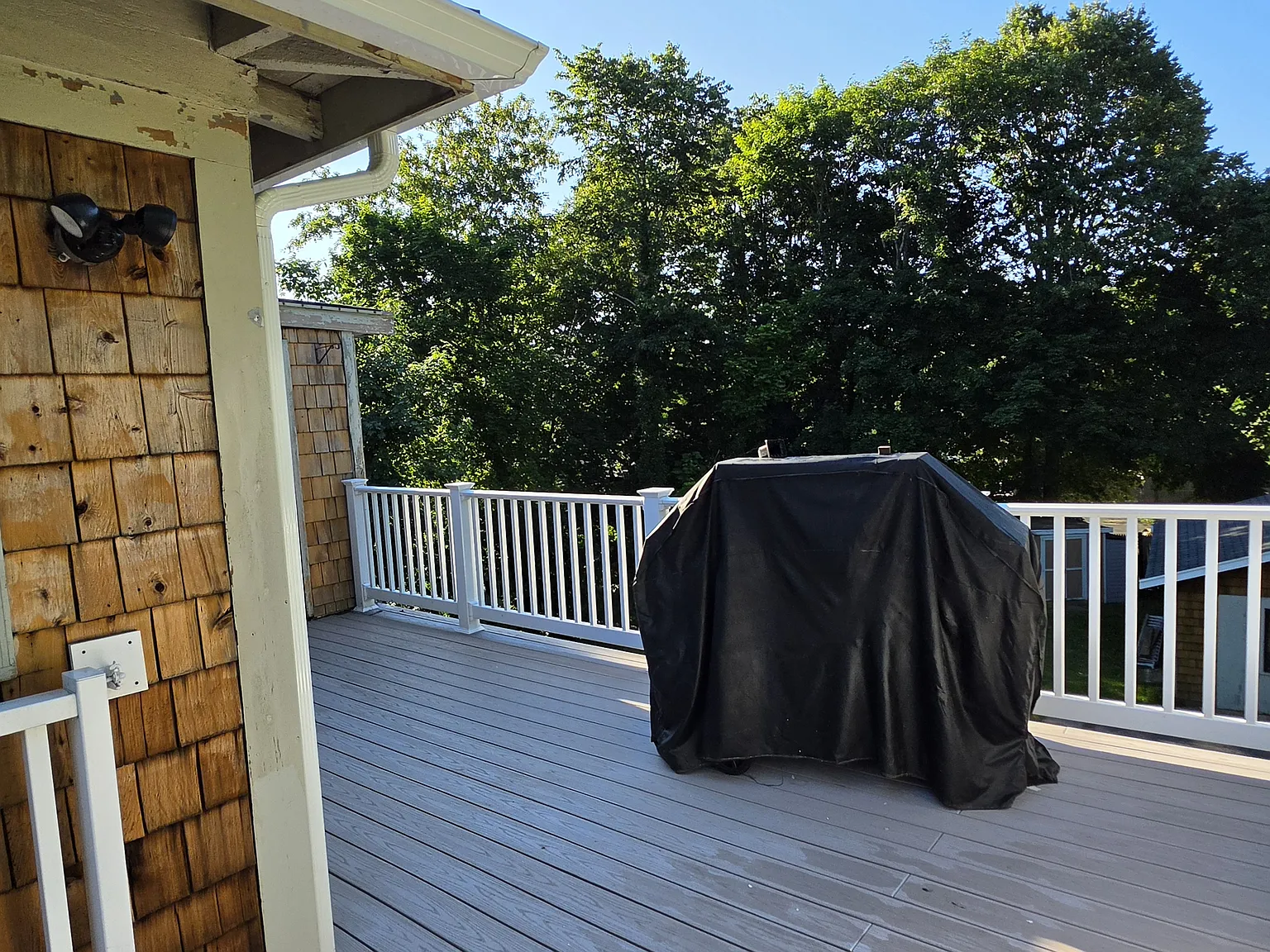 52 Davis St — Photo 4