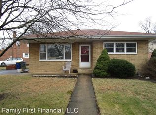 24 Walnut Ln, Camp Hill, PA