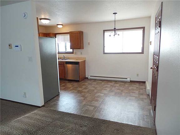 5th image of 2940 Stillwater Dr