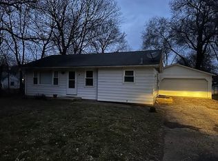 621 Shadoway Dr, East Peoria, IL 61611