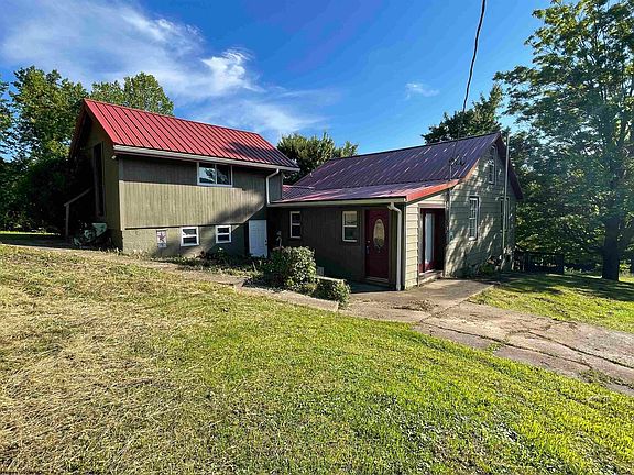 4th image of 63 Dairy Mill Ln