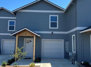 269 Dano Dr, Phoenix, OR 97535