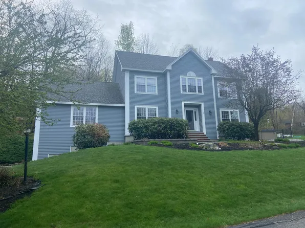 9 Hillview Lane, Lewiston, ME 04240