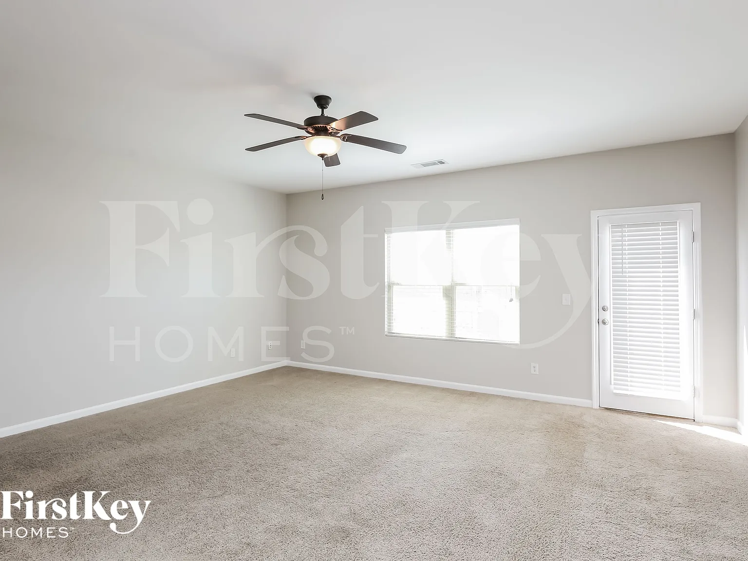 4 bed, 2.0 bath, 2073 sqft, $2,705 — Photo 3
