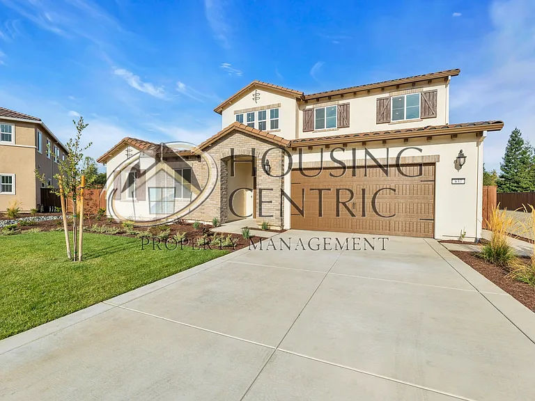 637 Lincoln Ct — Photo 6