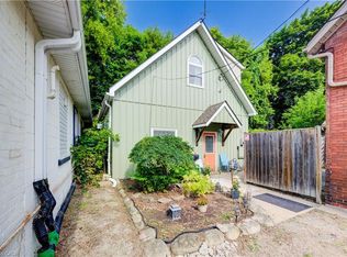 110 Surrey St E, Guelph, ON N1H3P9