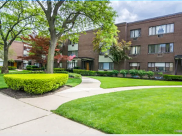 3445 W Bryn Mawr Ave Unit G, Chicago, IL 60659