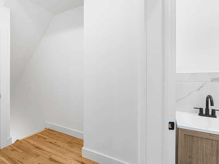 1208 Saint Marks Ave #2B — Photo 9