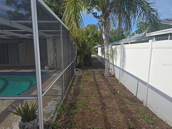 5th image of 5403 2ND AVENUE DR NW