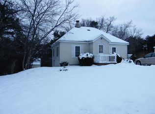 1197 Willis Ave, Petoskey, MI 49770
