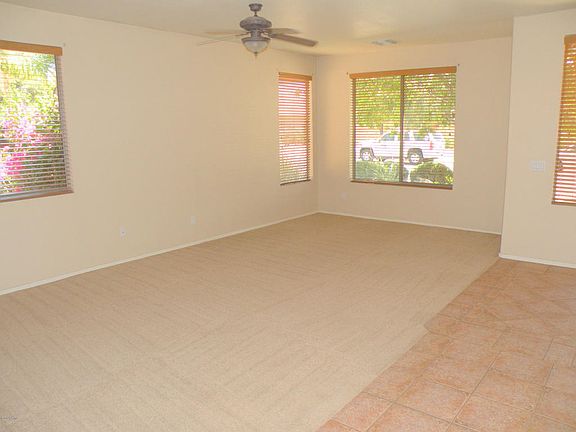 2nd image of 2050 E Augusta Ave