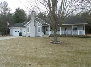 2855 Hickory Ln, Rochester, IN 46975