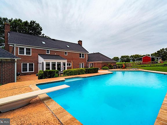 3rd image of 23911 Barley Field Ln