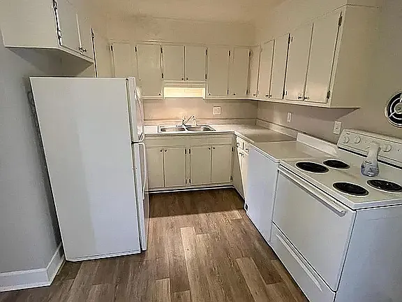 2 bed, $740 — Photo 3