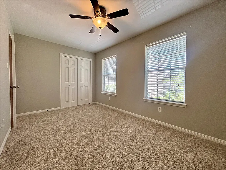 2030 Plantation Dr #B1 — Photo 16