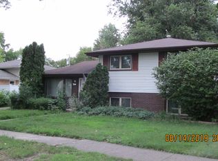 9805 S Mansfield Ave, Oak Lawn, IL