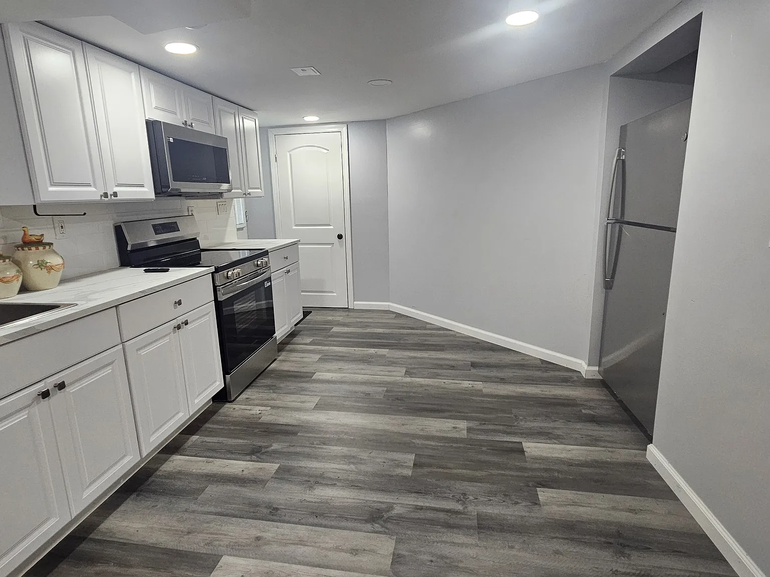 Kalmia Ln, Valley Stream — Photo 3