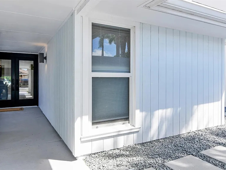17026 Bay St — Photo 17