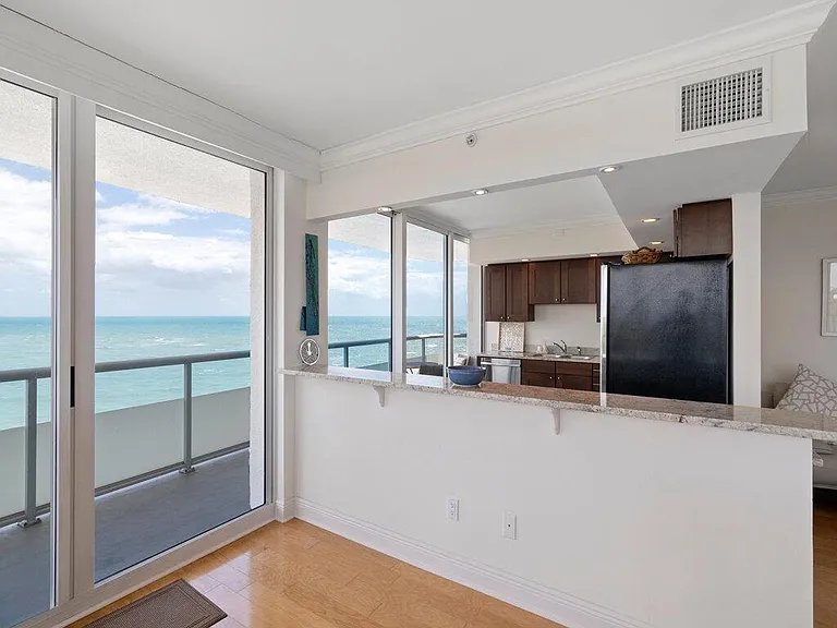 3554 Ocean Dr #1102 — Photo 10