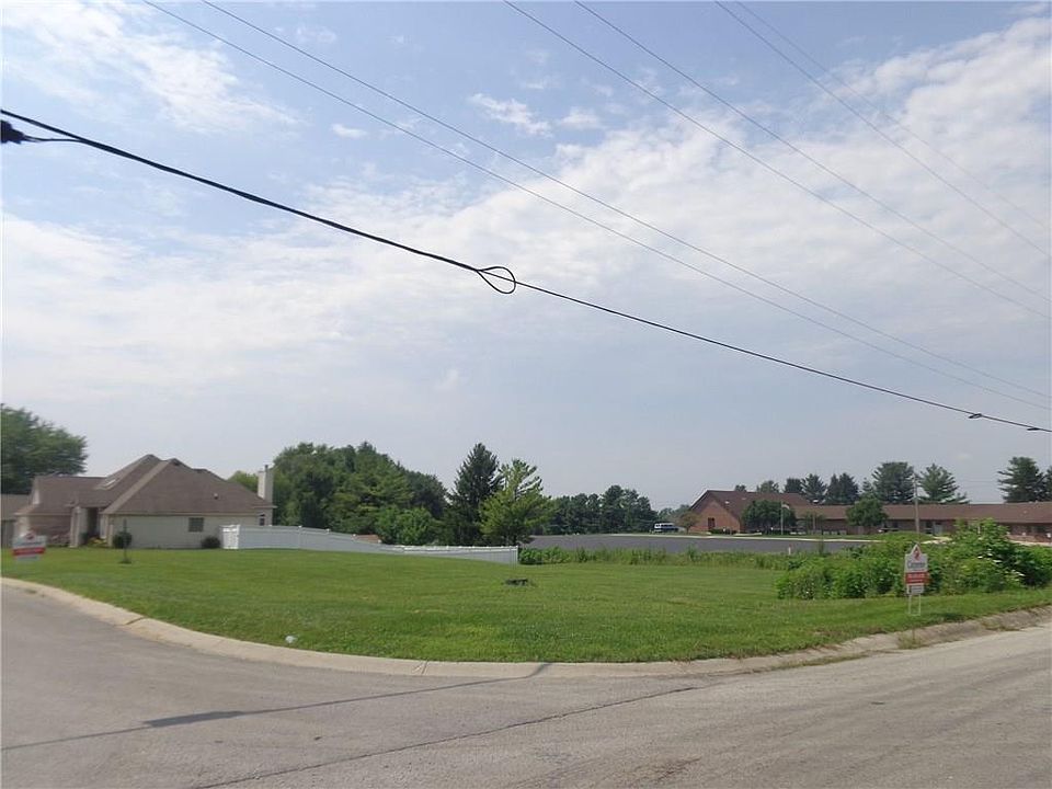 2nd image of 1071 Deer Field Dr