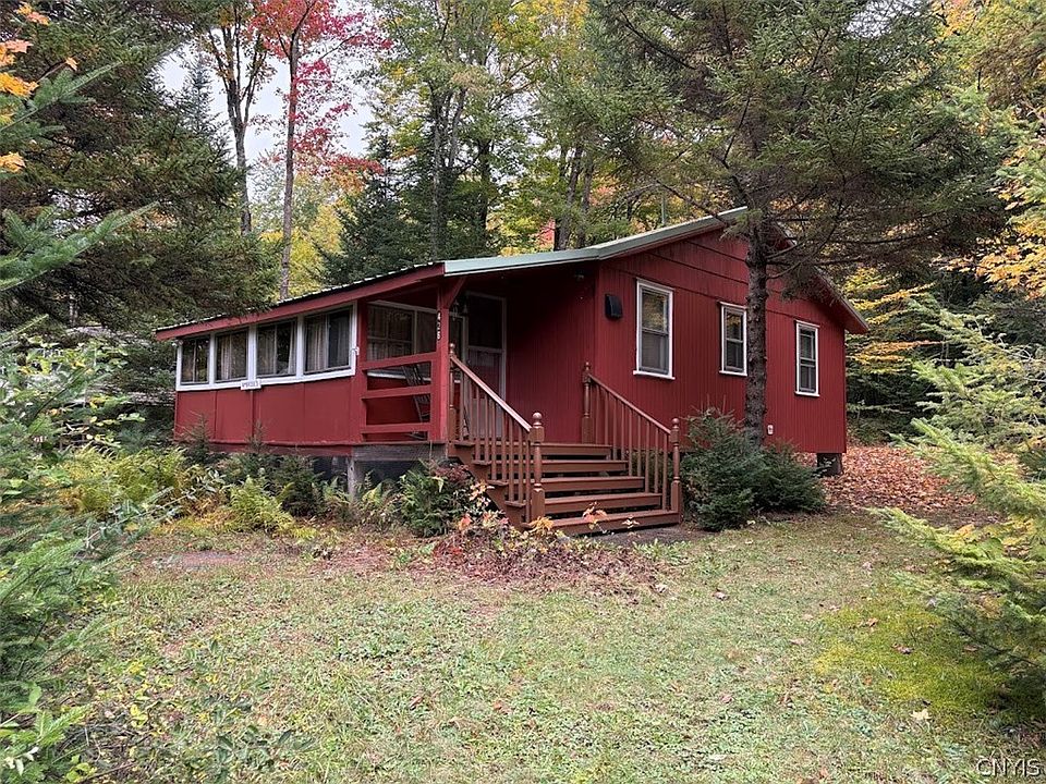 1st image of 426 Brady Beach Rd