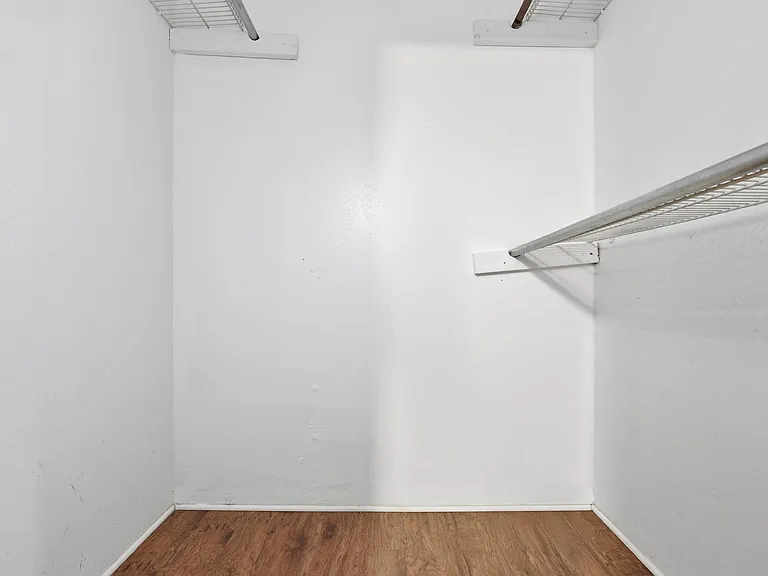 12905 Woodforest Blvd #711 — Photo 21
