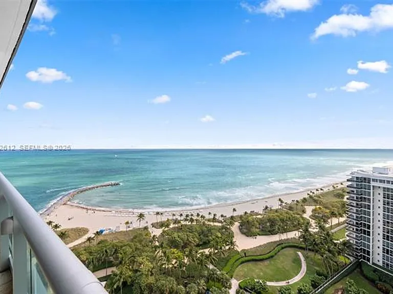 10295 Collins Avenue Cu #1605 — Photo 40