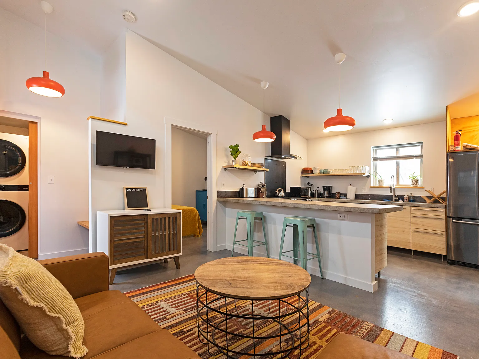 2 bed, 651 sqft, $2,750 — Photo 1