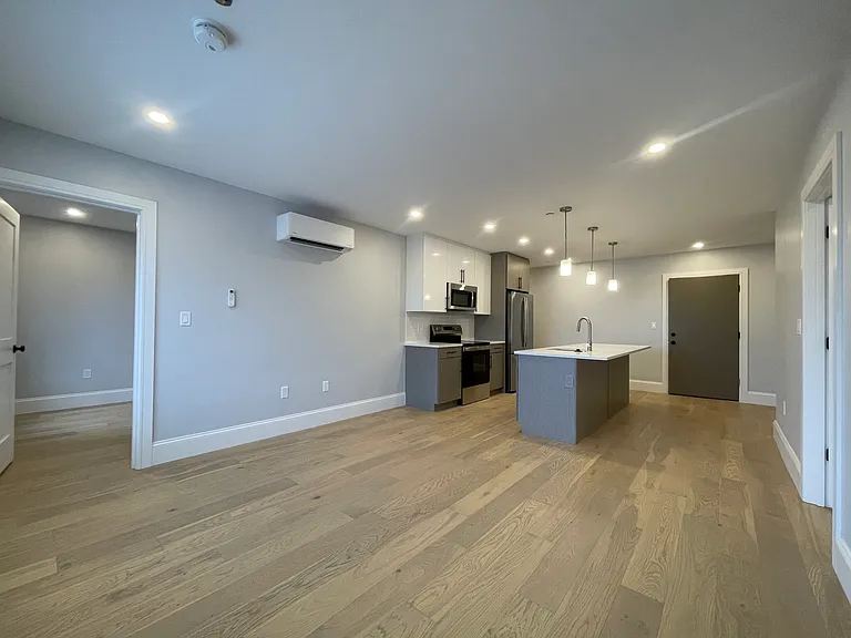 421 Market St #406 — Photo 2