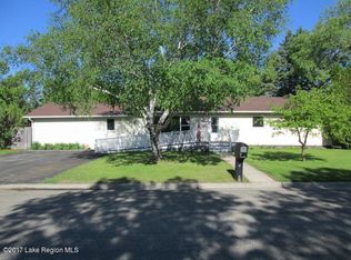 812 4th Ave SW, Perham, MN 56573