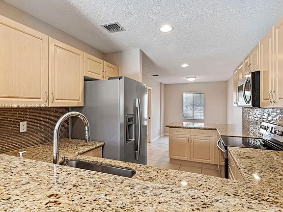 4th image of 9840 NW 19th Pl #9840