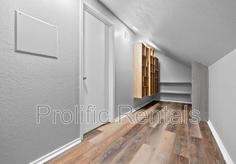 5904 Chuckwagon Cir — Photo 26