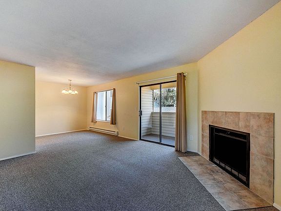 2nd image of 11727 93rd Ave NE #C4