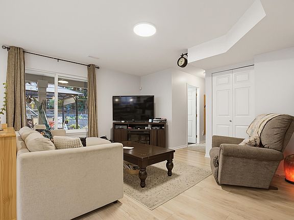5th image of 24052 McClure Dr