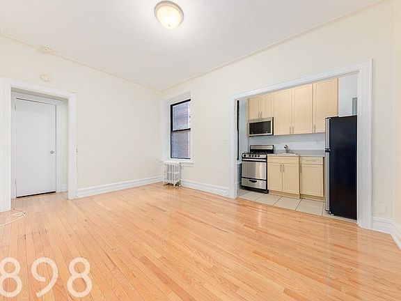 3rd image of 4705 45th St APT A3