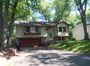 545 111th Ln NW, Coon Rapids, MN 55448