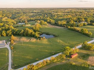 1010 Tickridge Rd, Elsberry, MO 63377