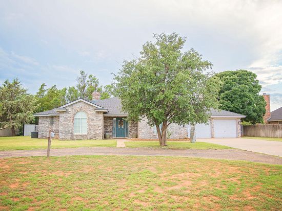 2912 Mockingbird Ln, Denver City, TX 79323