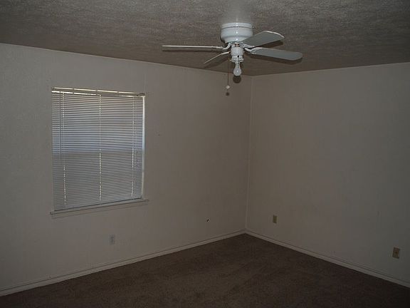 2nd image of 1808 Frances Dr