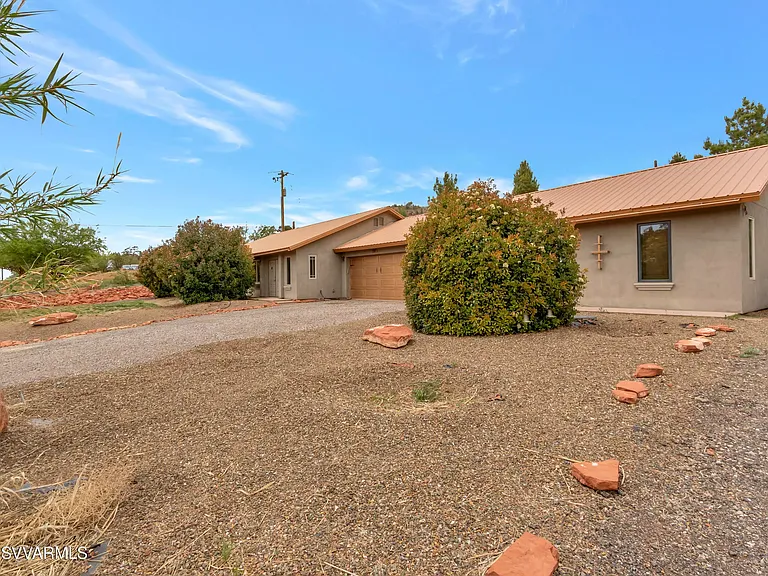 10 Mockingbird Ln — Photo 18