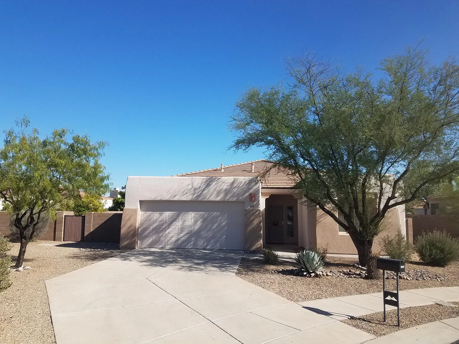 3 bed, 1805 sqft, $2,200 — Photo 4